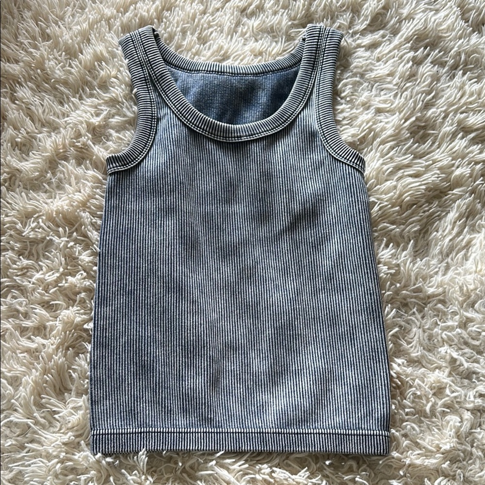 Women’s Heathered Blue Ribbed Tank Top, NWOT, size L/XL